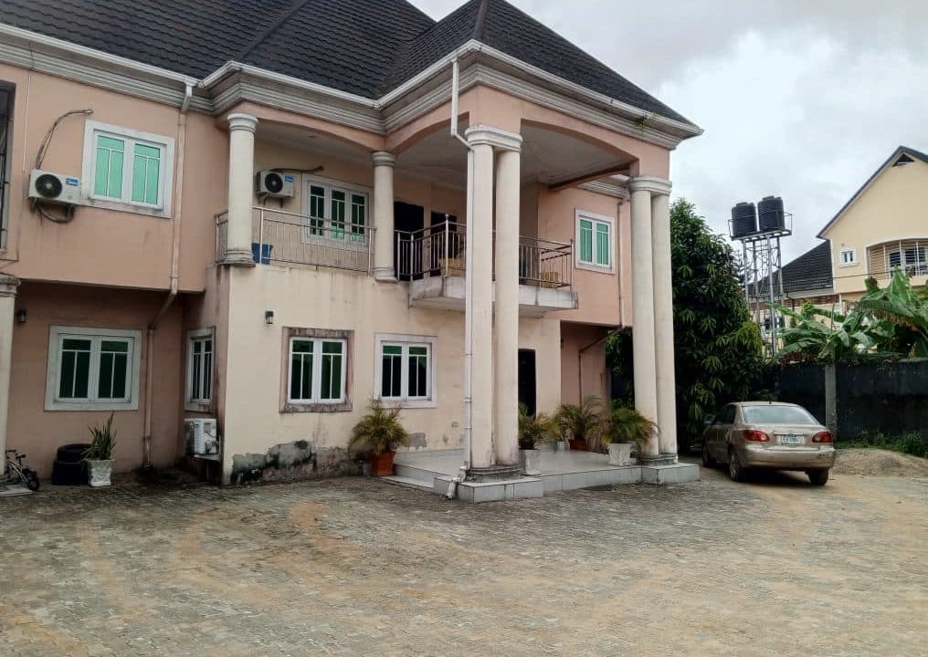 6 Bedroom Duplex (3)