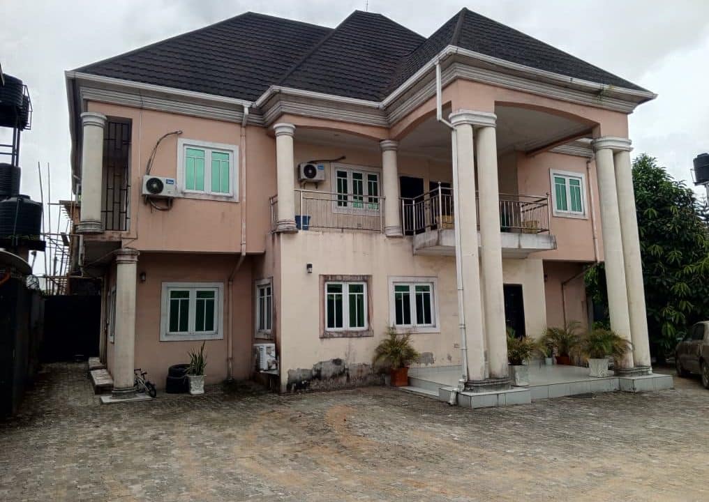 6 Bedroom Duplex (4)